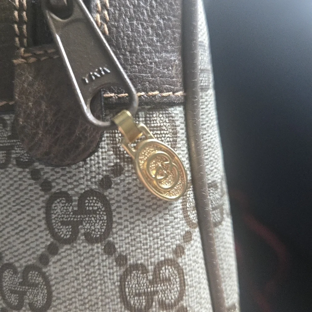 Gucci Vintage EUC Pouch Bag